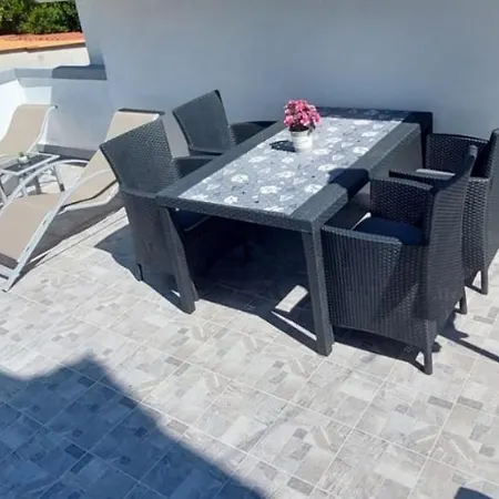 Milijana Rab Apartament